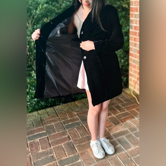 J Jill Boho Chic Black Crushed Velvet Coat Floral Buttons Lined Embroidered Gift - Picture 1 of 17